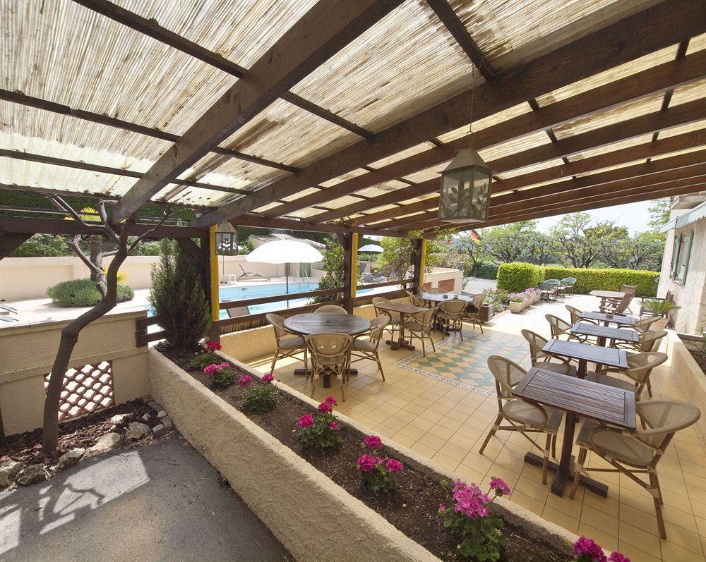 Hotel Les Oliviers Fayence Exterior photo