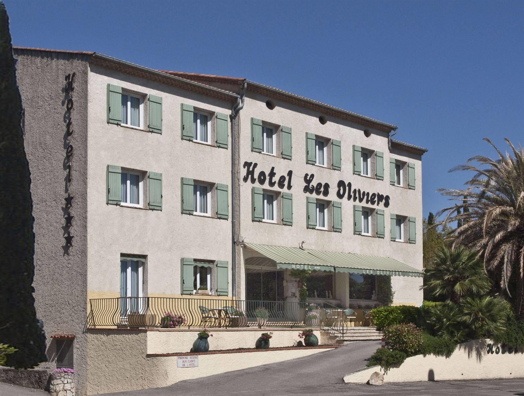 Hotel Les Oliviers Fayence Exterior photo